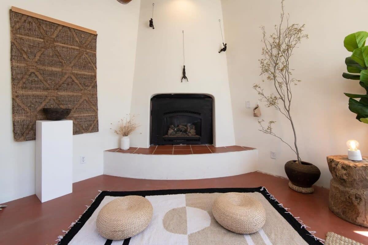 Renovated Lodge - Room 3 With Pool Access Joshua Tree Eksteriør bilde