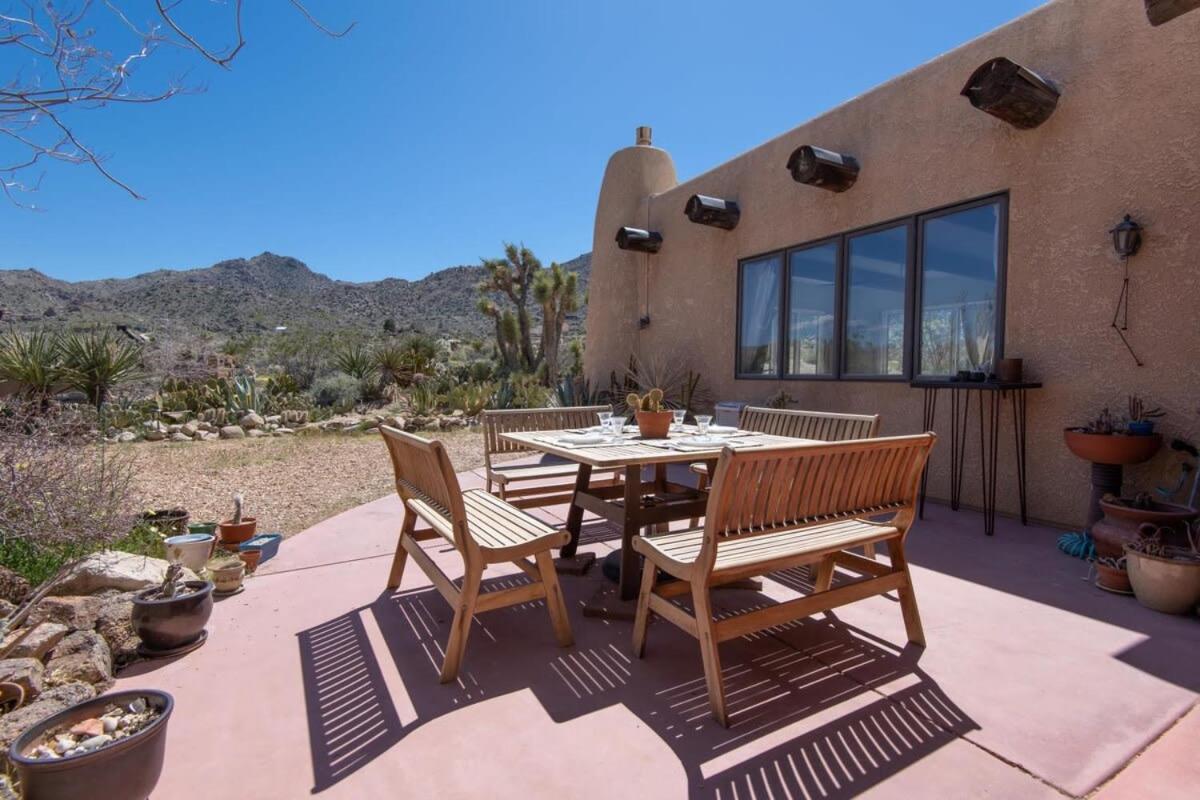 Renovated Lodge - Room 3 With Pool Access Joshua Tree Eksteriør bilde