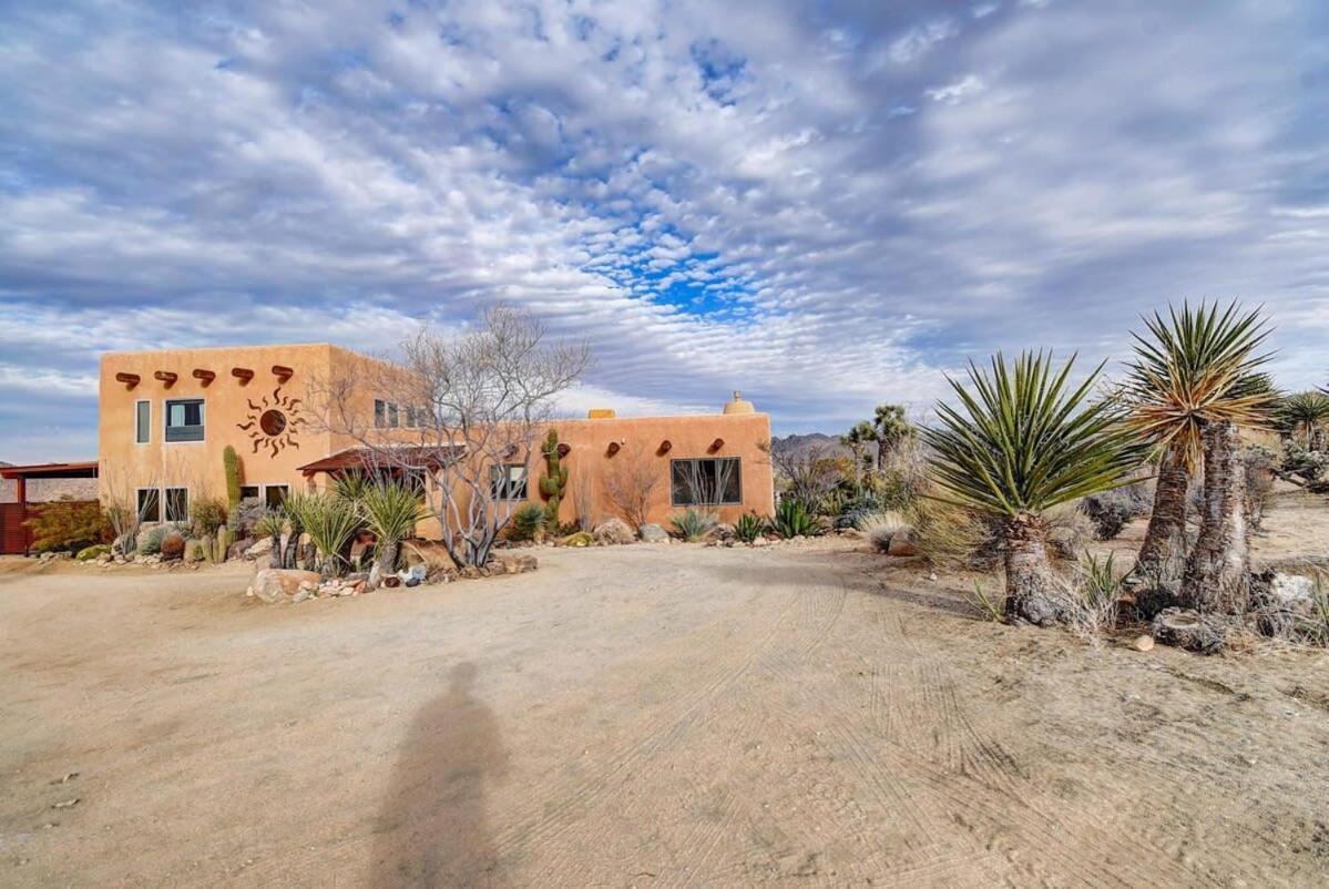 Renovated Lodge - Room 3 With Pool Access Joshua Tree Eksteriør bilde